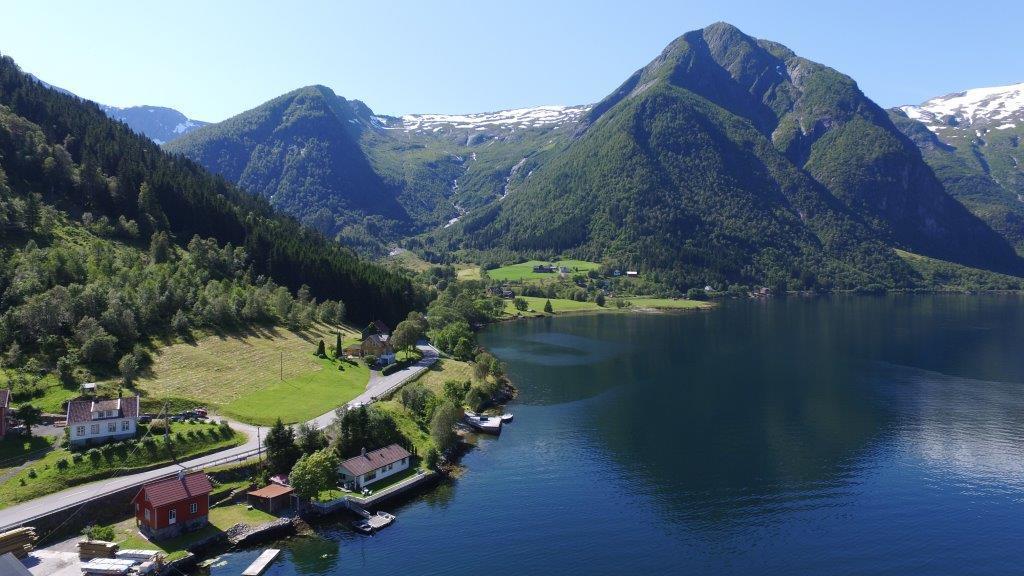 Der Fjordtraum In Balestrand Direkt Am Wasser Экстерьер фото
